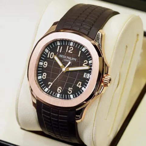 Patek Philippe Aquanaut 5167R-001 40mm Rose gold Brown 3