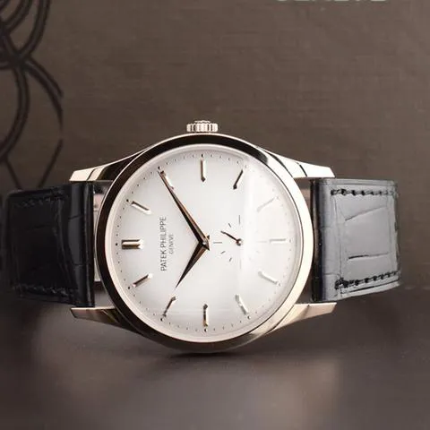 Patek Philippe Calatrava 5196G-001 37mm White gold Silver 1