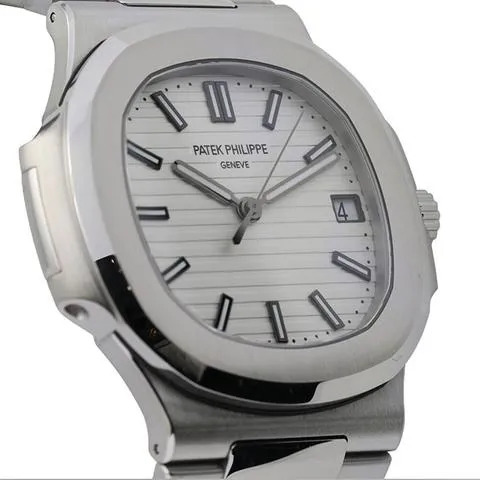 Patek Philippe Nautilus 5711/1A-011 40mm Stainless steel White 3