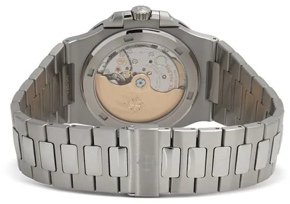 Patek Philippe Nautilus 5711/1A-011 40mm Stainless steel White 5