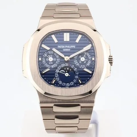 Patek Philippe Nautilus 5740/1G-001 40mm White gold Blue