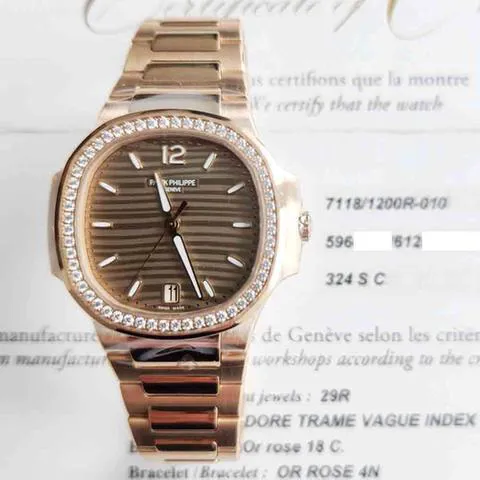 Patek Philippe Nautilus 7118/1200R-010 35mm Rose gold 1