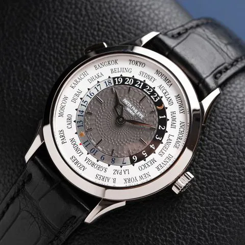 Patek Philippe World Time 5230G-014 38.5mm White gold White