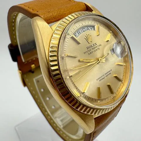 Rolex Day-Date 36 1803 36mm Yellow gold Champagne 4