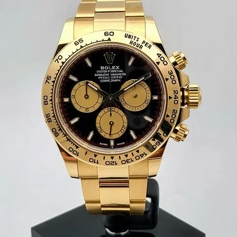 Rolex Daytona 126508 40mm Yellow gold Black