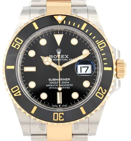 Rolex Submariner 126613LN 41mm Yellow gold Black