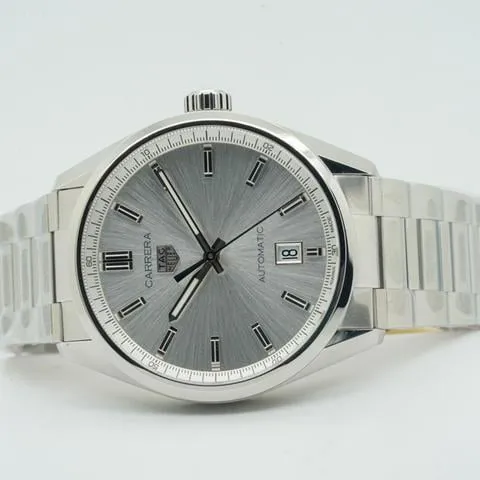 TAG Heuer Carrera WBN2111.BA0639 39mm Stainless steel Gray