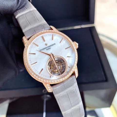 Vacheron Constantin Traditionnelle 6035T/000R-B634 39mm Rose gold White Mother of Pearl 2