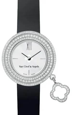 Van Cleef & Arpels Charms VCARM95300 32mm White gold White