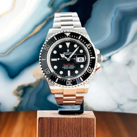 Rolex Sea-Dweller 126600 43mm Stainless steel Black