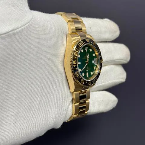 Rolex GMT-Master II 116718LN 40mm Yellow gold Green 2