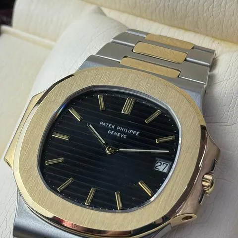 Patek Philippe Nautilus 3700 42mm Yellow gold and Stainless steel Black