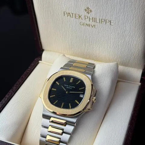 Patek Philippe Nautilus 3700 42mm Yellow gold and Stainless steel Black 4