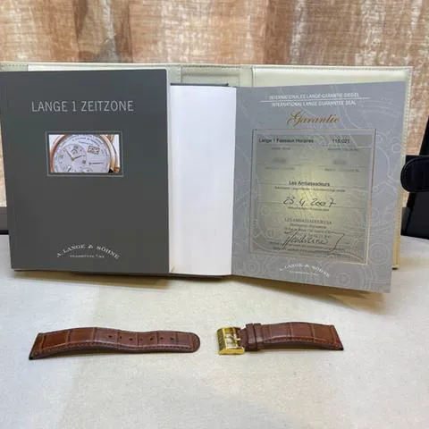 A. Lange & Söhne Lange 1 116.021 42mm Yellow gold Silver 14