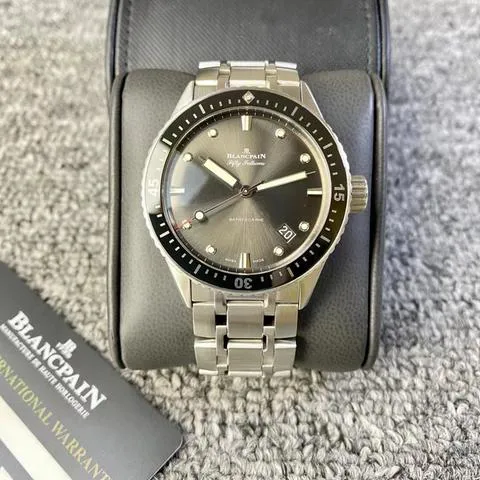 Blancpain Fifty Fathoms 5000-1110-70B 43mm Stainless steel Gray 4