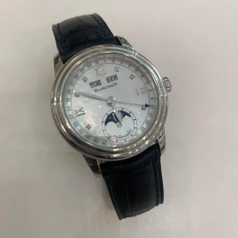 Blancpain Léman Moonphase 2360-1191A-55B 34mm Stainless steel Mother-of-pearl