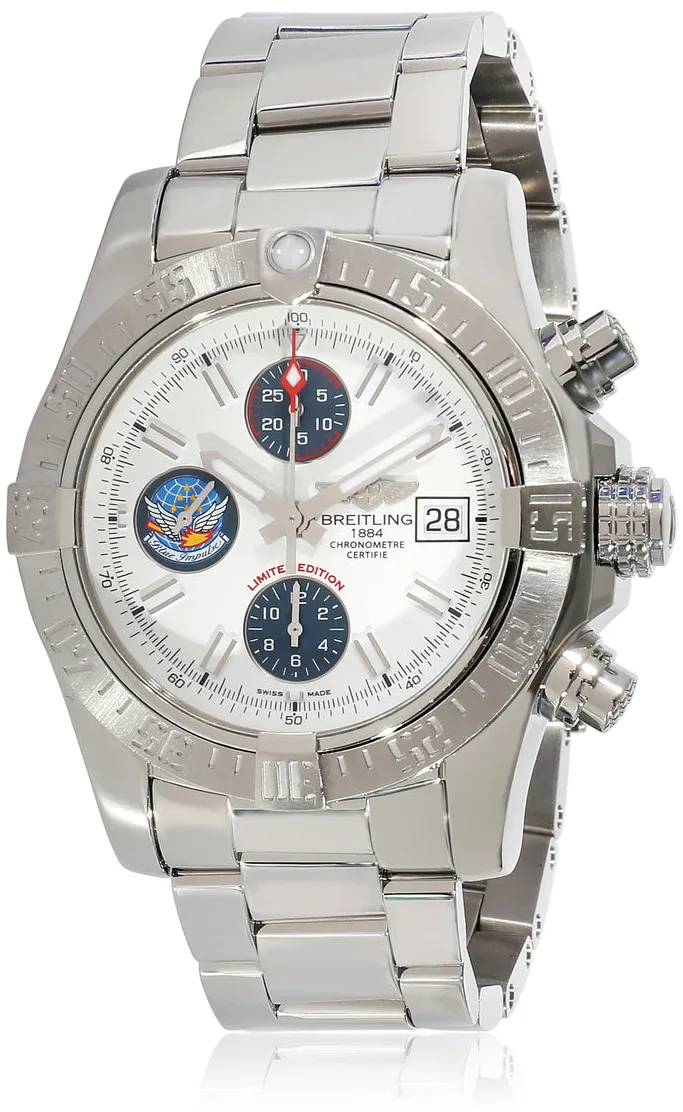 Breitling Avenger A133811A/A817 43mm Stainless steel White