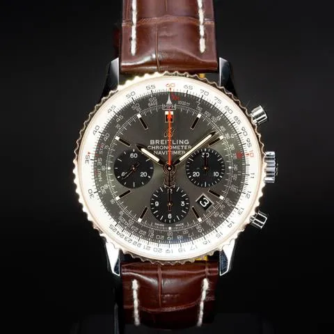 Breitling Navitimer 1 B01 Chronograph 43 UB0121211F1P1 43mm Yellow gold and Stainless steel Gray