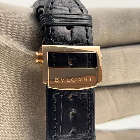 Bulgari Octo OQC.Z.50 45mm Rose gold Black 7