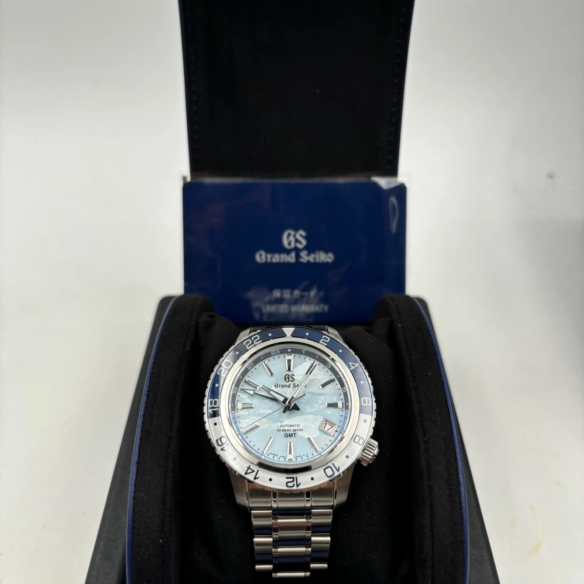 Grand Seiko Sport SBGJ275 44mm Stainless steel Blue 7