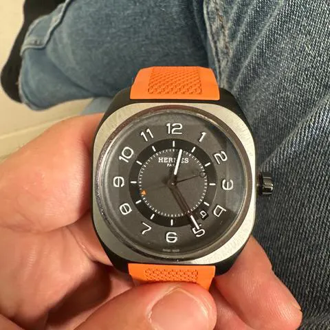 Hermès Cape Cod W049430WW00 39mm Titanium Black 8