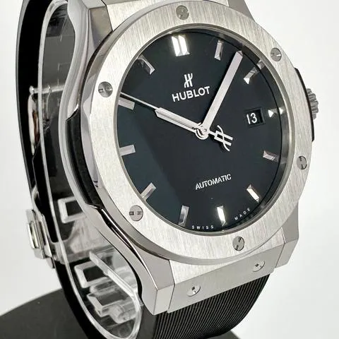 Hublot Classic Fusion 45, 42, 38, 33  542.NX.1171.RX 42mm Titanium Black 1