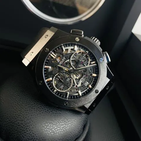 Hublot Classic Fusion 525.cm.0170.rx 45mm Ceramic 4