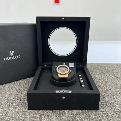 Hublot Classic Fusion Aerofusion 547.OX.0180.LR.1104 42mm Yellow gold