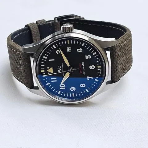 IWC Pilot IW326805 39mm Stainless steel Black 10