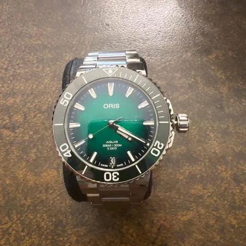 Oris Aquis 01 400 7769 4157-07 8 22 09PEB 41mm Stainless steel Green 14