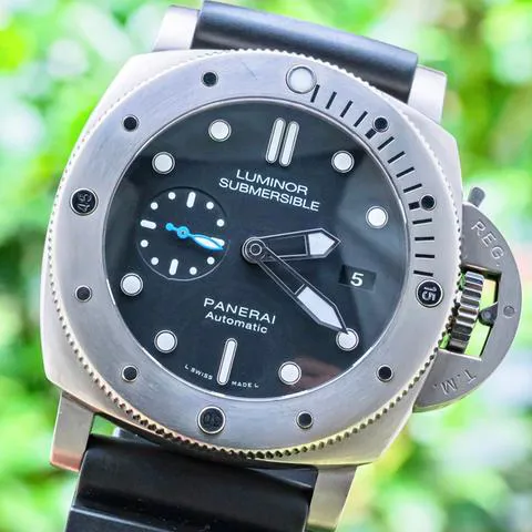 Panerai Submersible PAM 01305 47mm Titanium Black 2