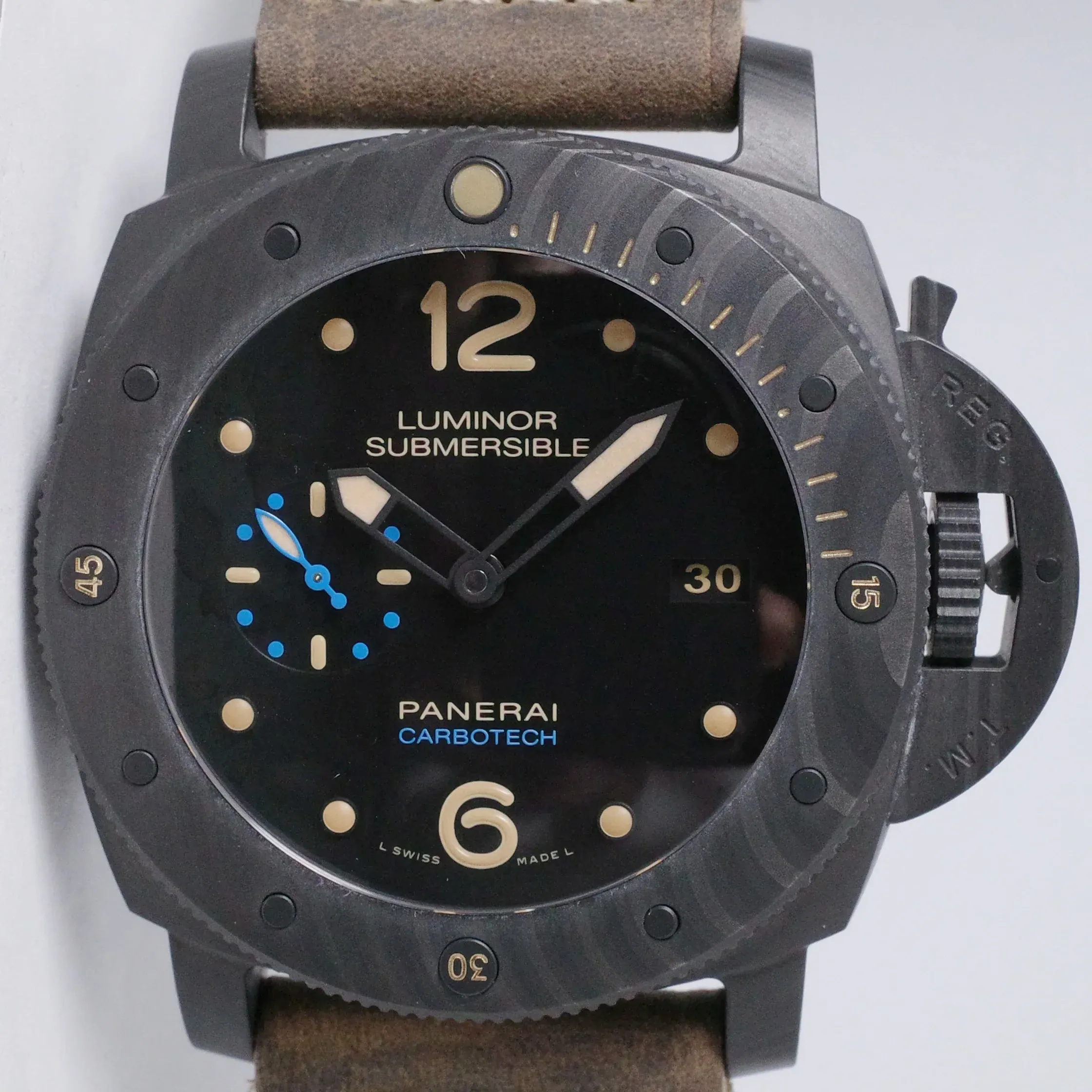 Panerai Submersible PAM382 47mm Carbotech Black