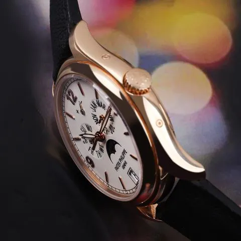 Patek Philippe Annual Calendar 5146R-001 39mm Rose gold Beige 6