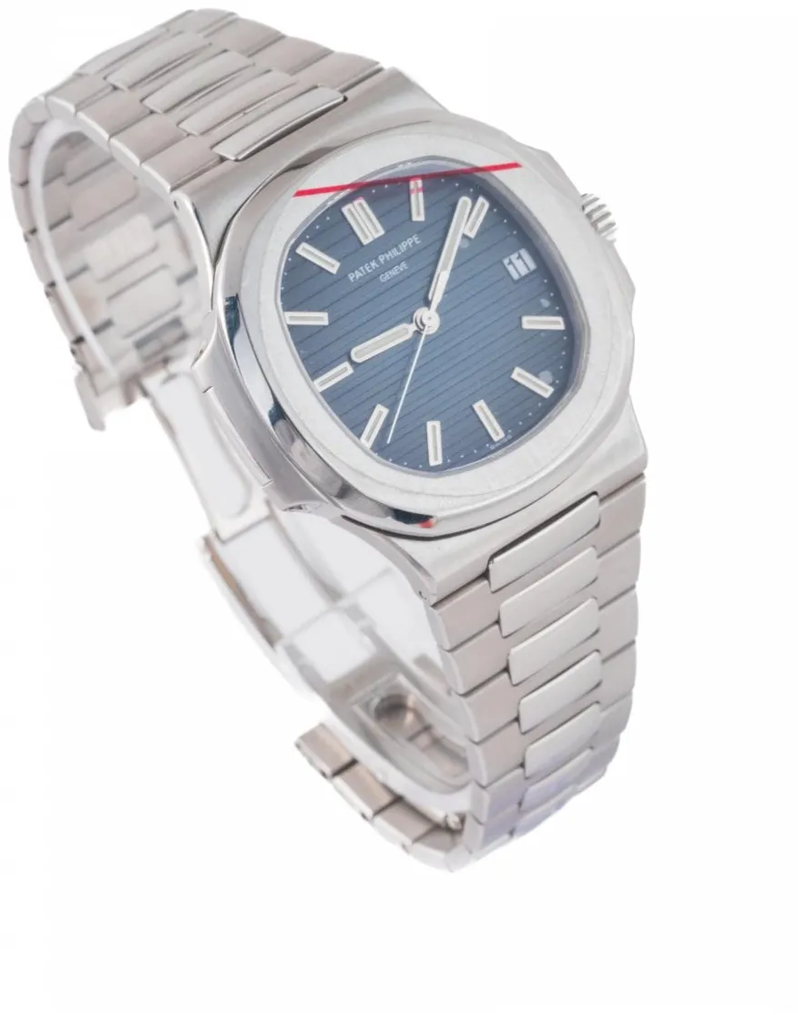 Patek Philippe Nautilus 5711/1A-001 40mm Stainless steel Blue 2