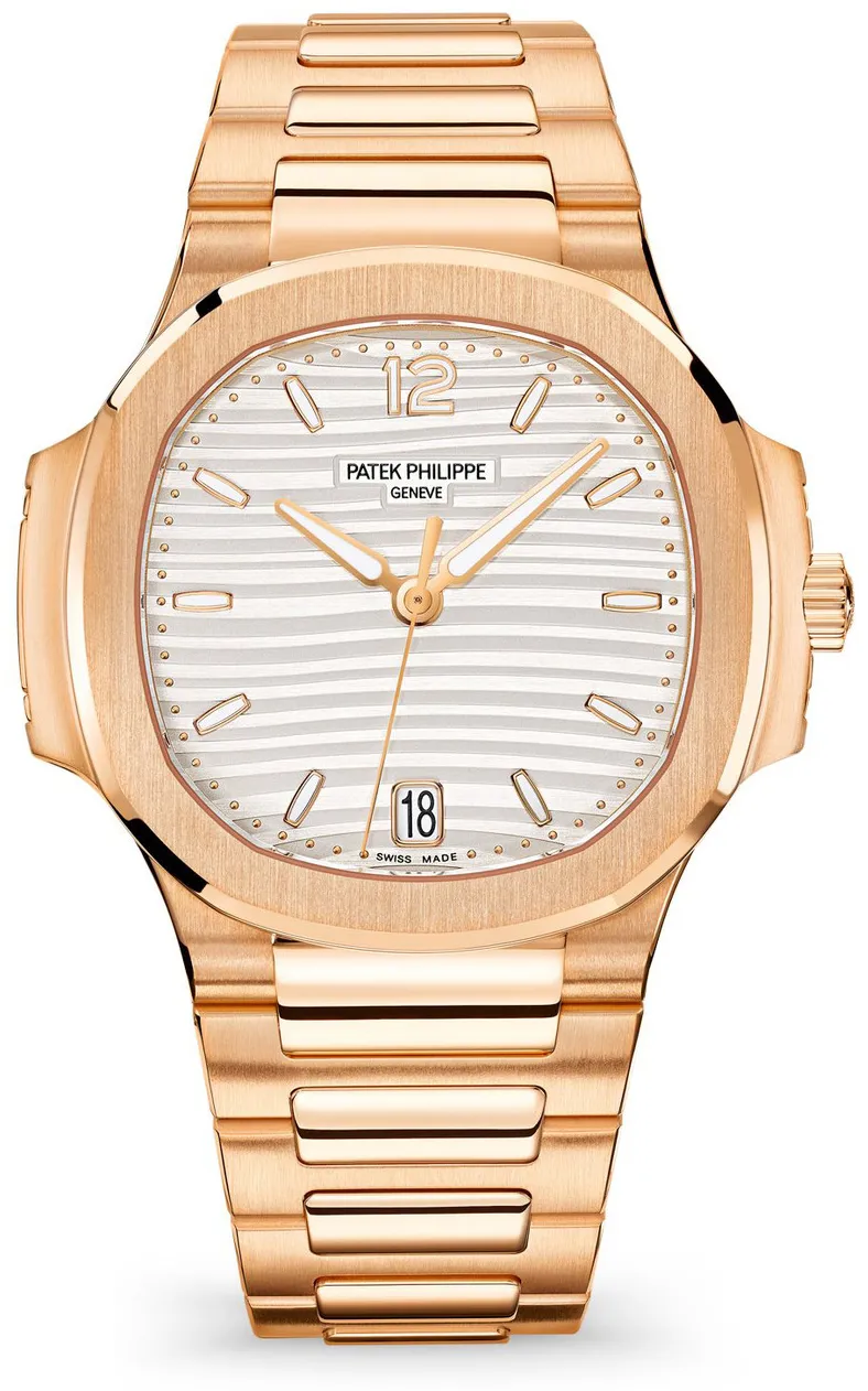 Patek Philippe Nautilus 7118/1R-001 35mm Rose gold and 18k rose gold Silver