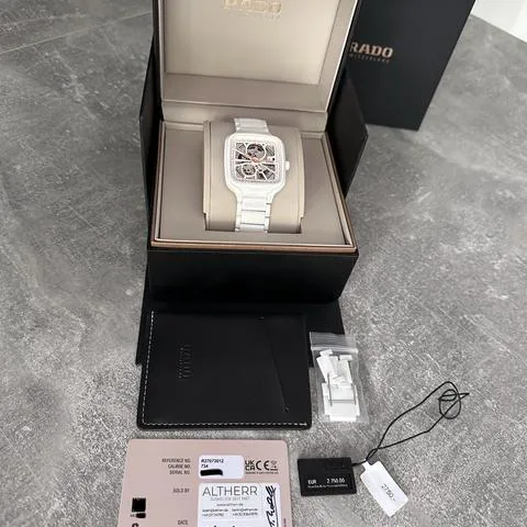 Rado True Square R27073012 38mm Ceramic White