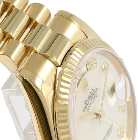 Rolex Day-Date 36 118238NG 36mm Yellow gold Mother-of-pearl 4