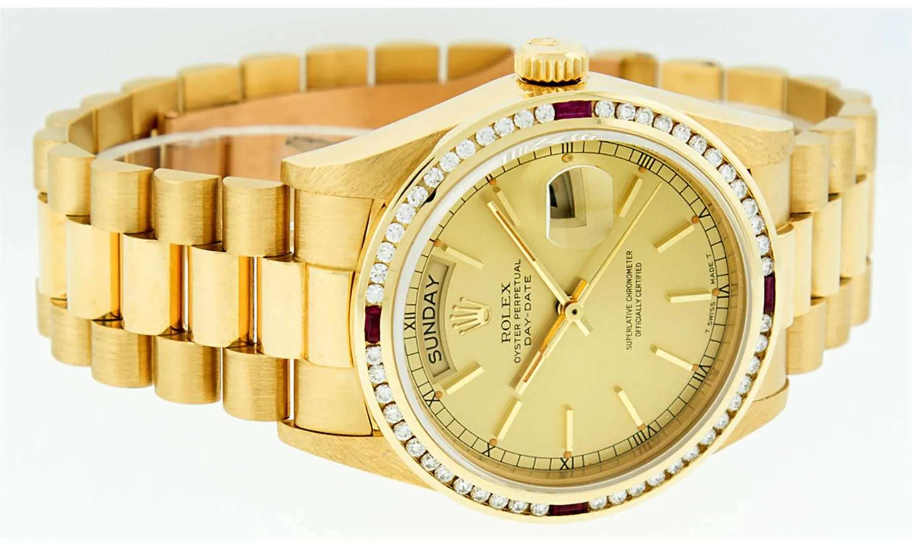 Rolex Day-Date 36mm 18k yellow gold Champagne 2