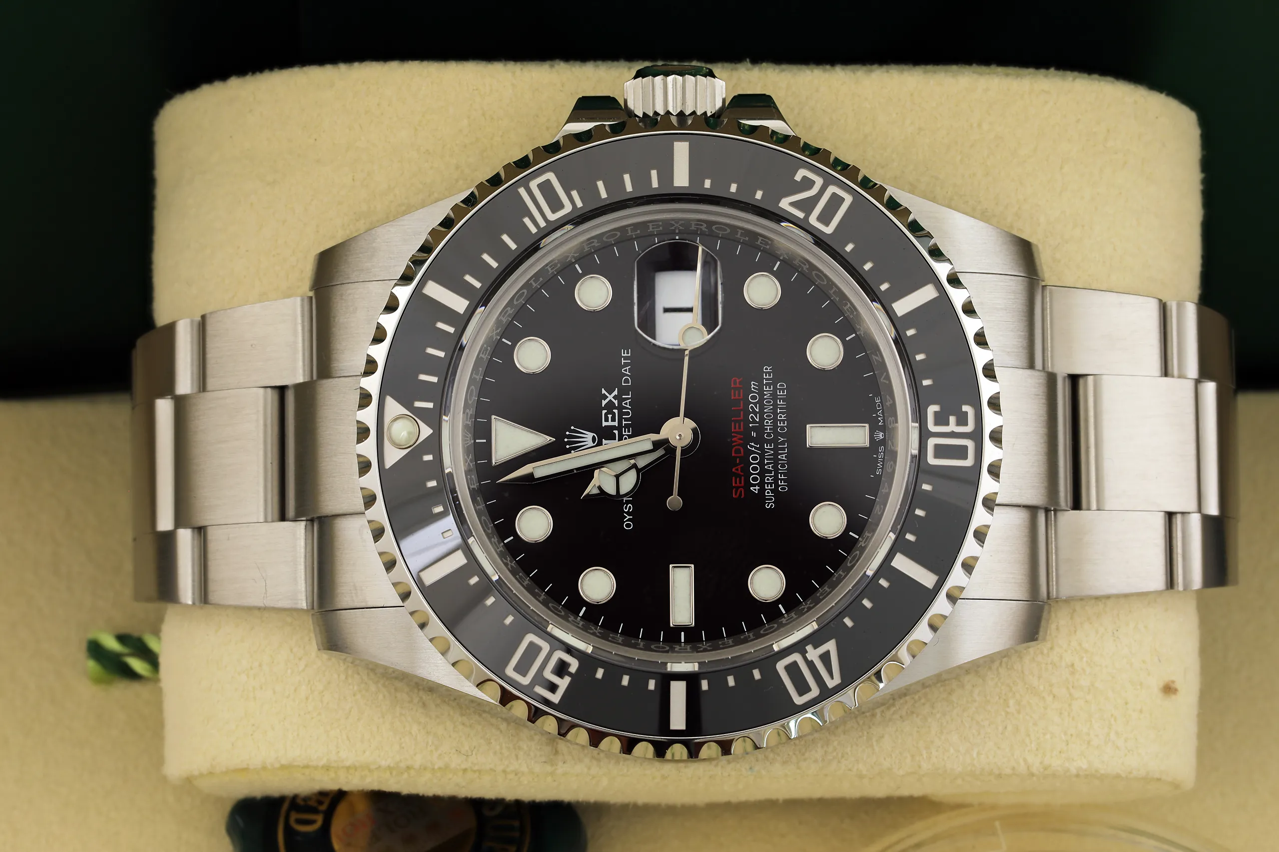 Rolex Sea-Dweller 126600 Stainless steel Red