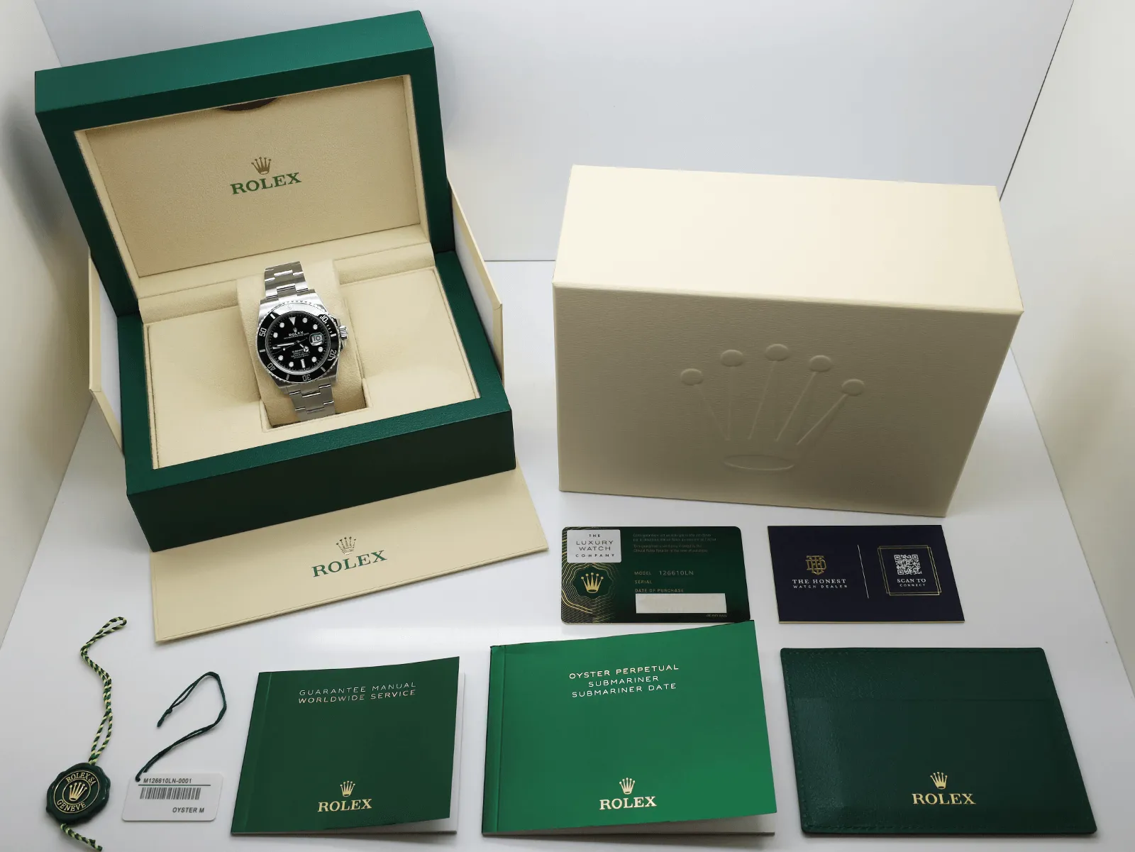 Rolex Submariner 126610LN 41mm Black 1