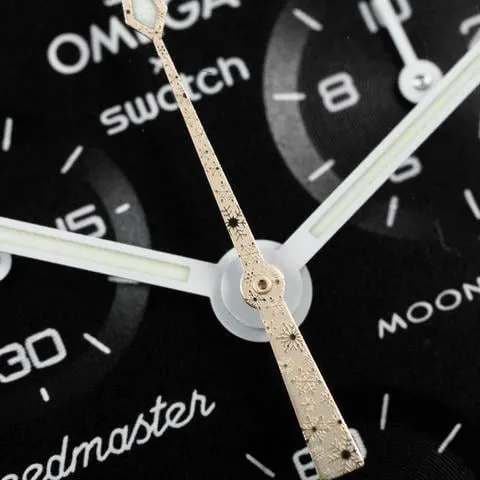 Swatch Moonswatch SO33M102-112 42mm Ceramic Black 3