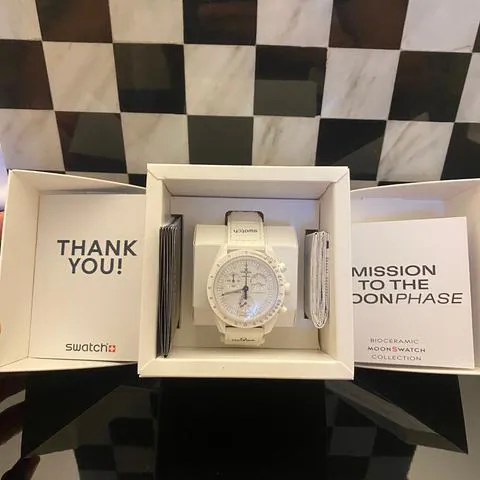 Swatch Moonswatch SO33W700 42mm Ceramic White