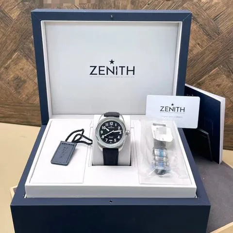 Zenith Pilot 03.4000.3620/21.I001 40mm Stainless steel Black