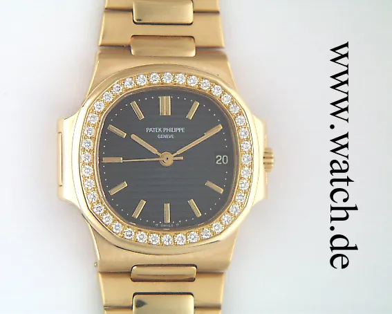 Patek Philippe Nautilus 3800/3 37mm Yellow gold 5