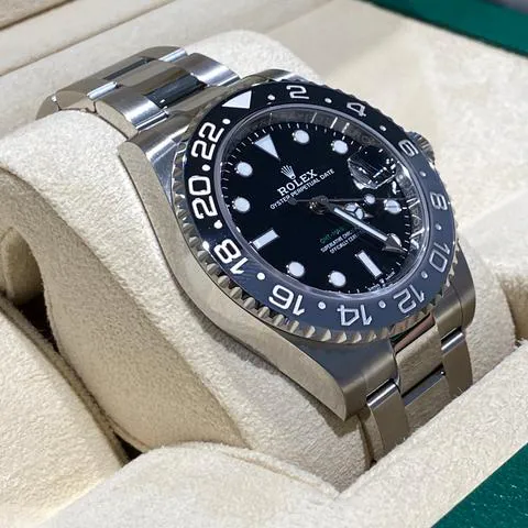 Rolex GMT-Master II 126710GRNR 40mm Stainless steel Black 2