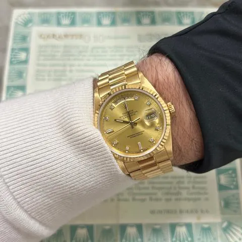 Rolex Day-Date 36 118238 36mm Yellow gold Champagne 4