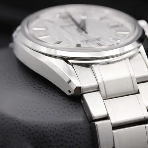 Grand Seiko Evolution 9 SLGH005 40mm Stainless steel White 5