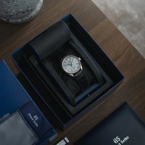 Grand Seiko Evolution 9 SLGW003 38.5mm Titanium 2