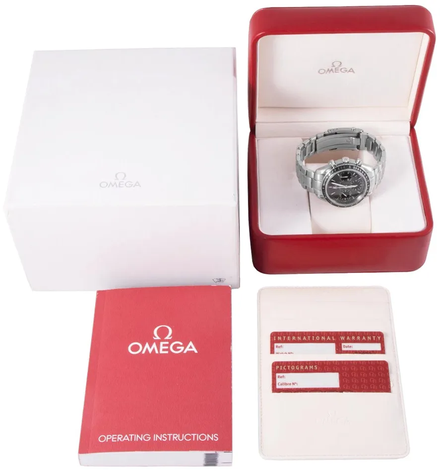 Omega Speedmaster Date 323.30.40.40.06.001 40mm Stainless steel Gray 7