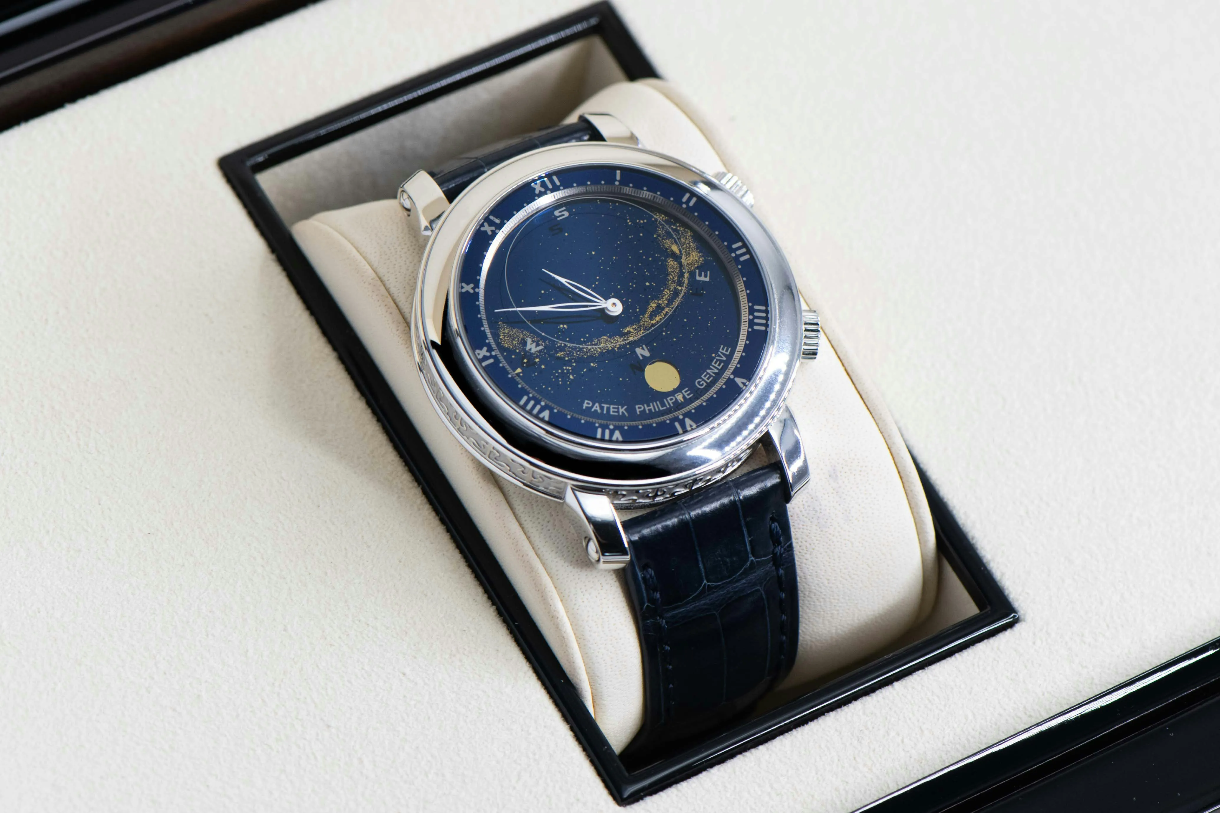 Patek Philippe Celestial 5102G 43mm White gold Blue